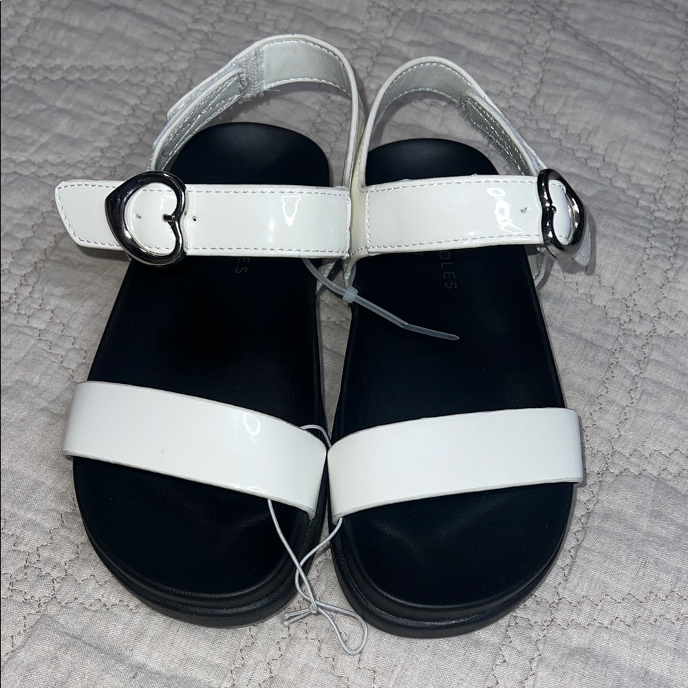 White Sandals with Heart Accents